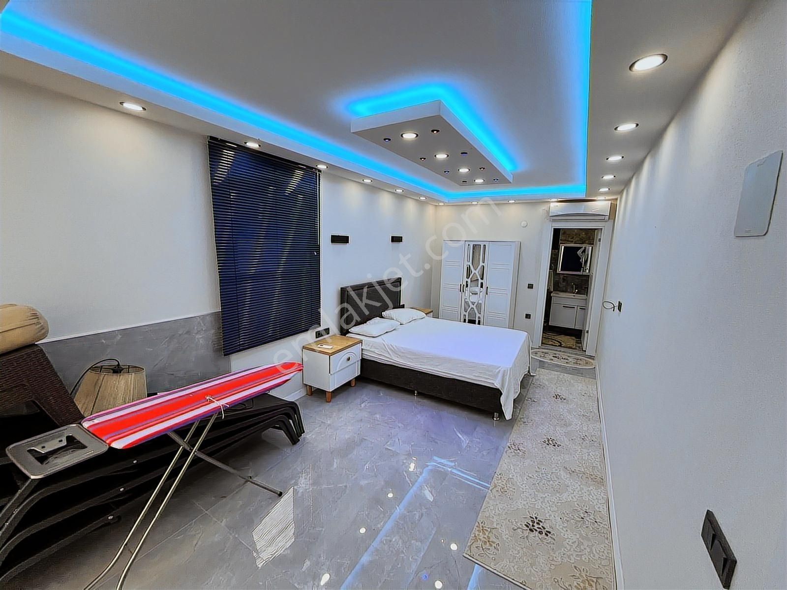 Stoptan Karaçulha 2+1 Kiralık Eşyalı Havuzlu Villa - Görsel 3