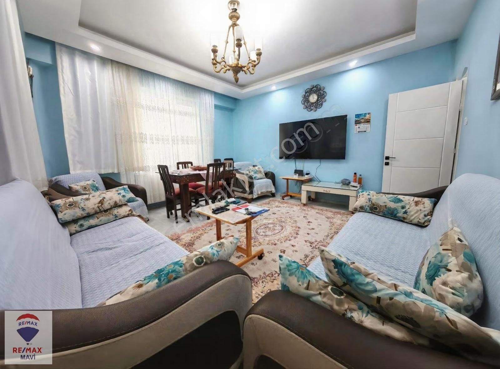 Karasu Aziziye'de 3+1 Ayrı Mutfak Cam Balkon Kombi Petekli Remax - Görsel 25