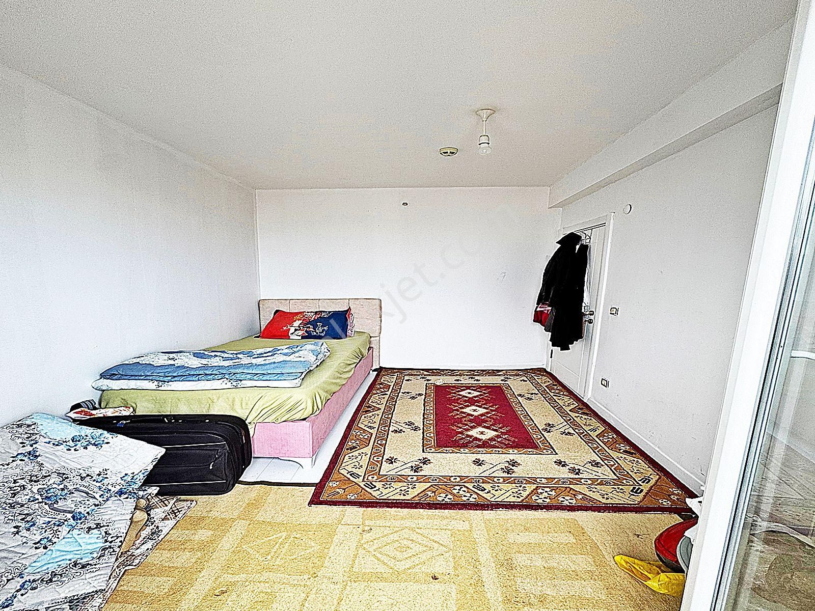 Metrobüse Yakın Güvenlikli Site İçi Lüx 1+1 Satılık Daire - Görsel 4