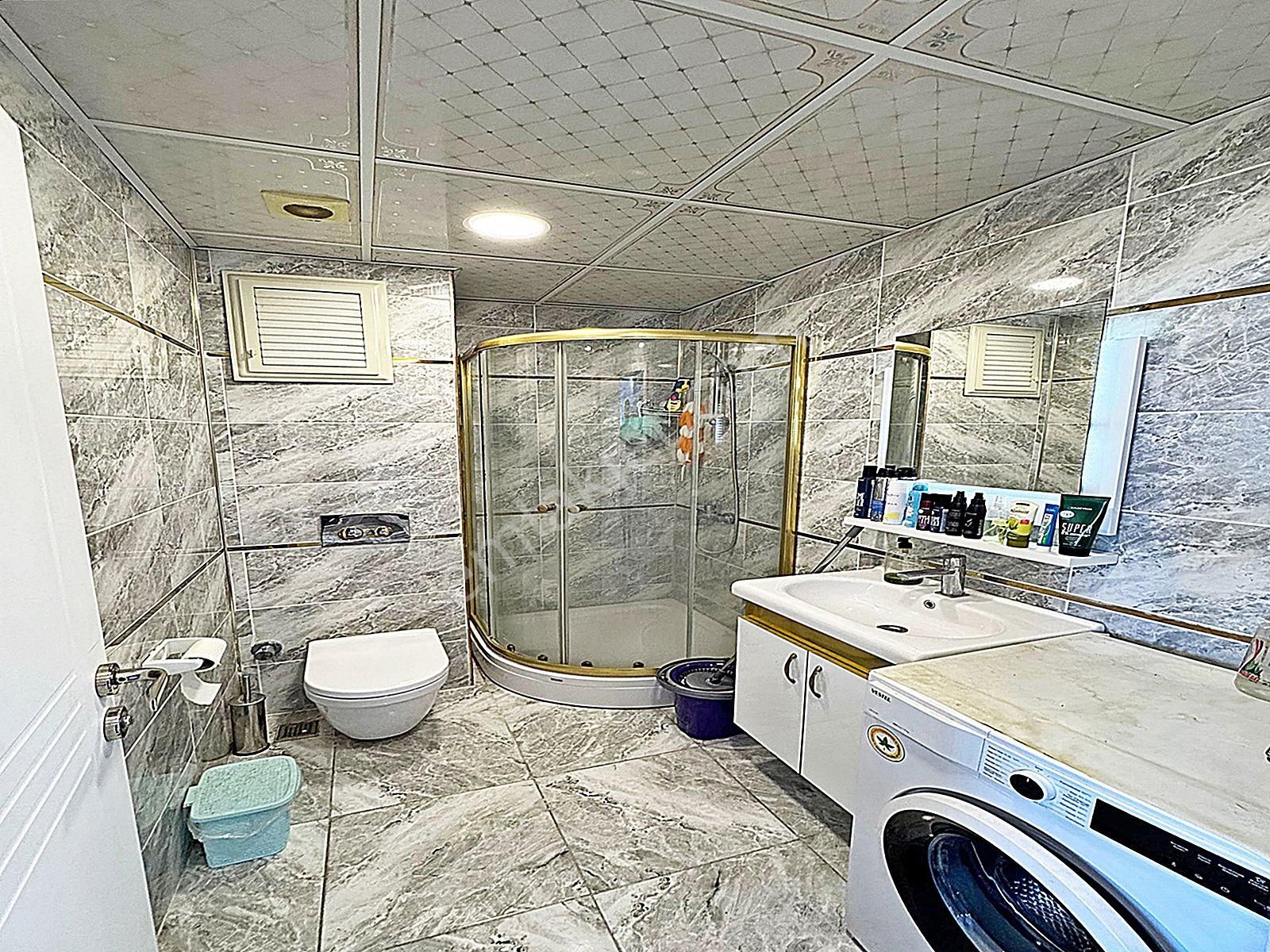 Metrobüse Yakın Güvenlikli Site İçi Lüx 1+1 Satılık Daire - Görsel 18