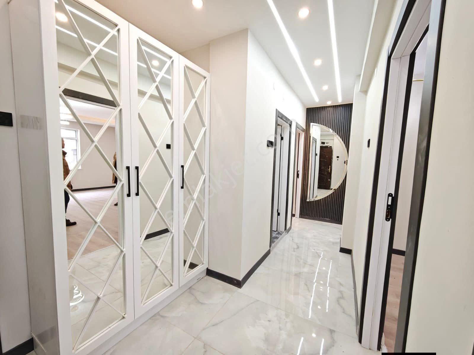 Samsun Atakum Mevlana Mahallesi'nde İçi Yapılı 3.kat - Görsel 8