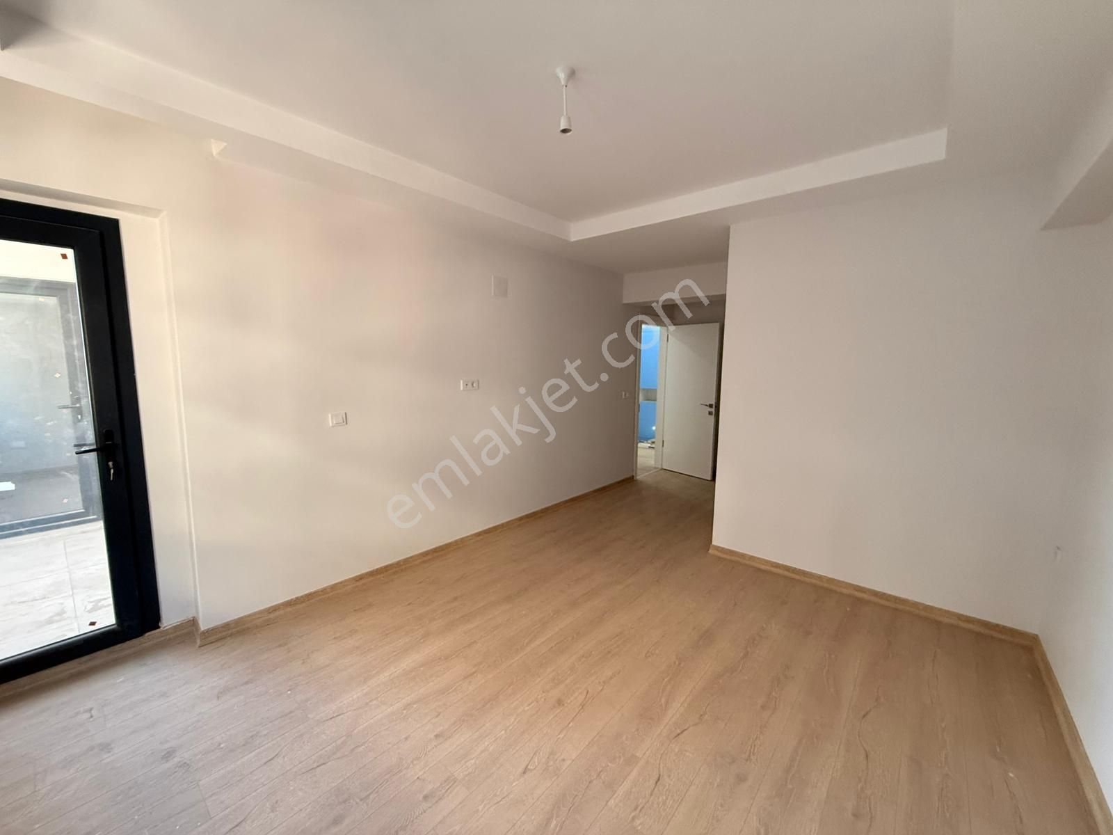 Manisa Alaşehir Alper Gayrimenkulden Kurtuluş Mah. Deniz Park Evleri 3+1 150m2 - Görsel 12