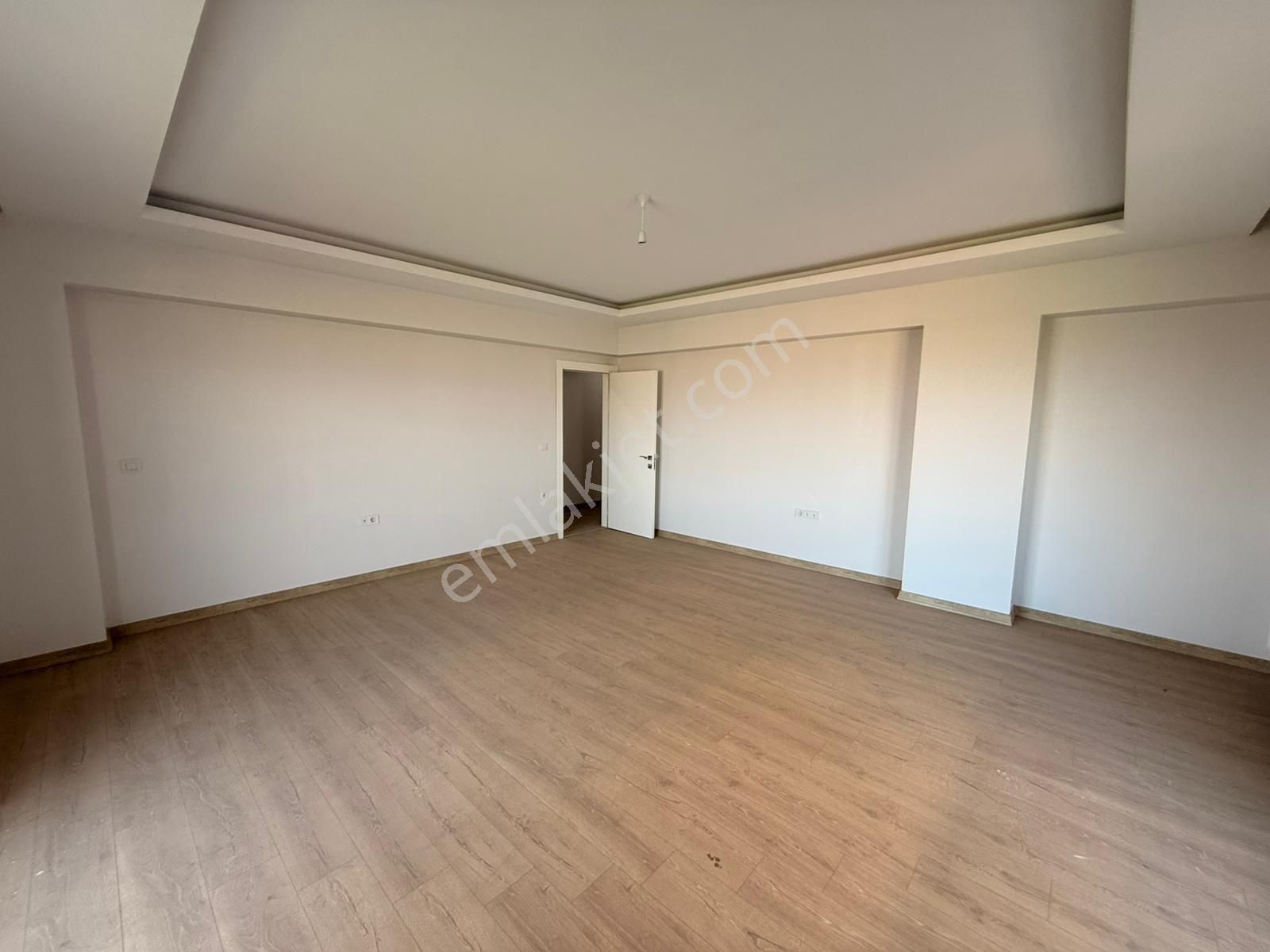 Manisa Alaşehir Alper Gayrimenkulden Kurtuluş Mah. Deniz Park Evleri 3+1 150m2 - Görsel 15