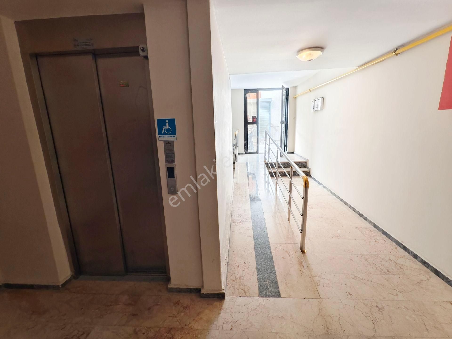 Pera'dan Emek Mh.de Asansörlü,geniş, 2+1 Kiralık Daire - Görsel 4
