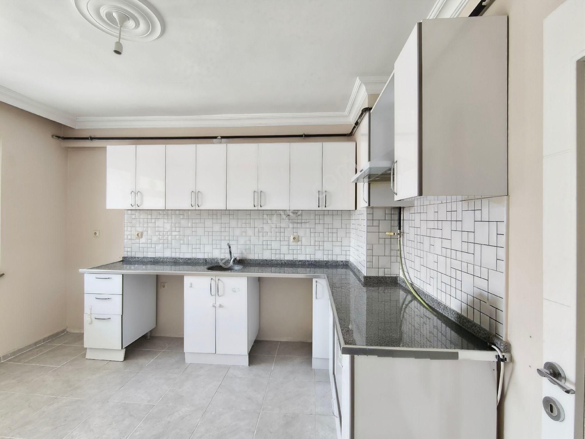 Pera'dan Emek Mh.de Asansörlü,geniş, 2+1 Kiralık Daire - Görsel 14