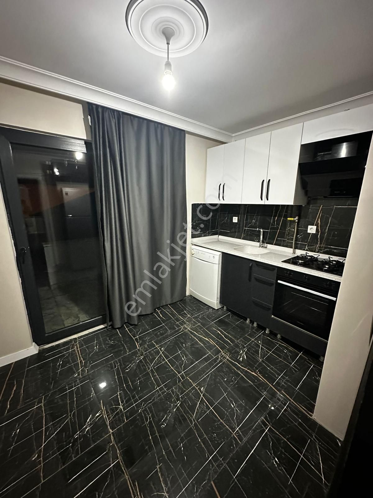 Karacabey Uluabatlı Hasan Okulu Yanında Satılık Müstakil Ev - Görsel 10