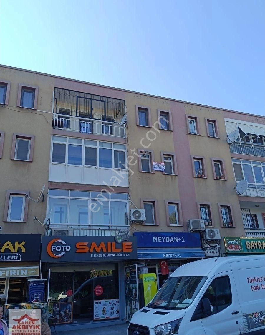 Bayraklı Sevgiyolu 3+1 D.gazlı 110m2