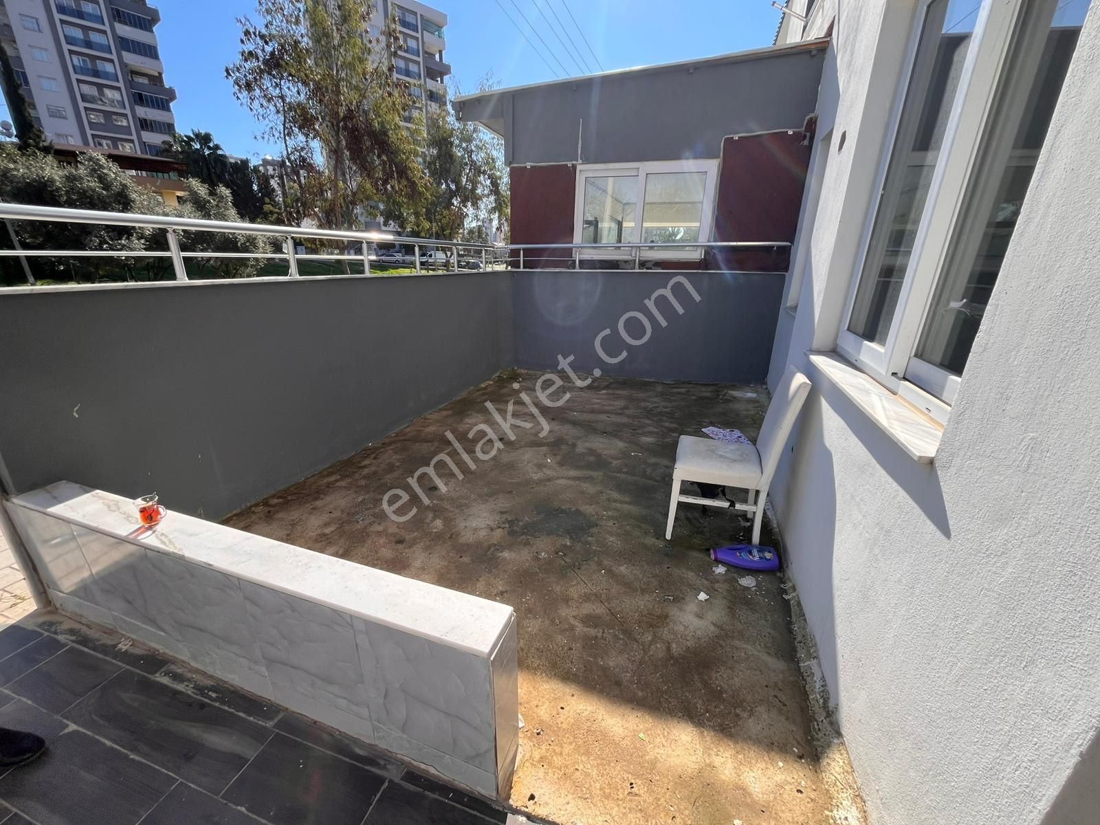 Yüzüncü Yılda Bahçeli Müstakil Tadında 1+1 Kiralık Cazip Daire - Görsel 11