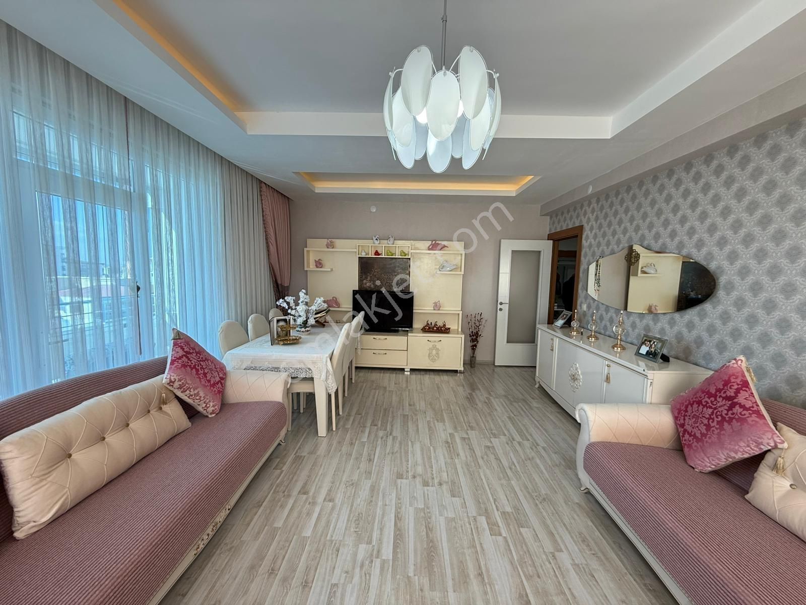 Aksoy'dan Otogar İlerisi Kadoil Petrol Civarı 3+1 Satılık Daire - Görsel 2