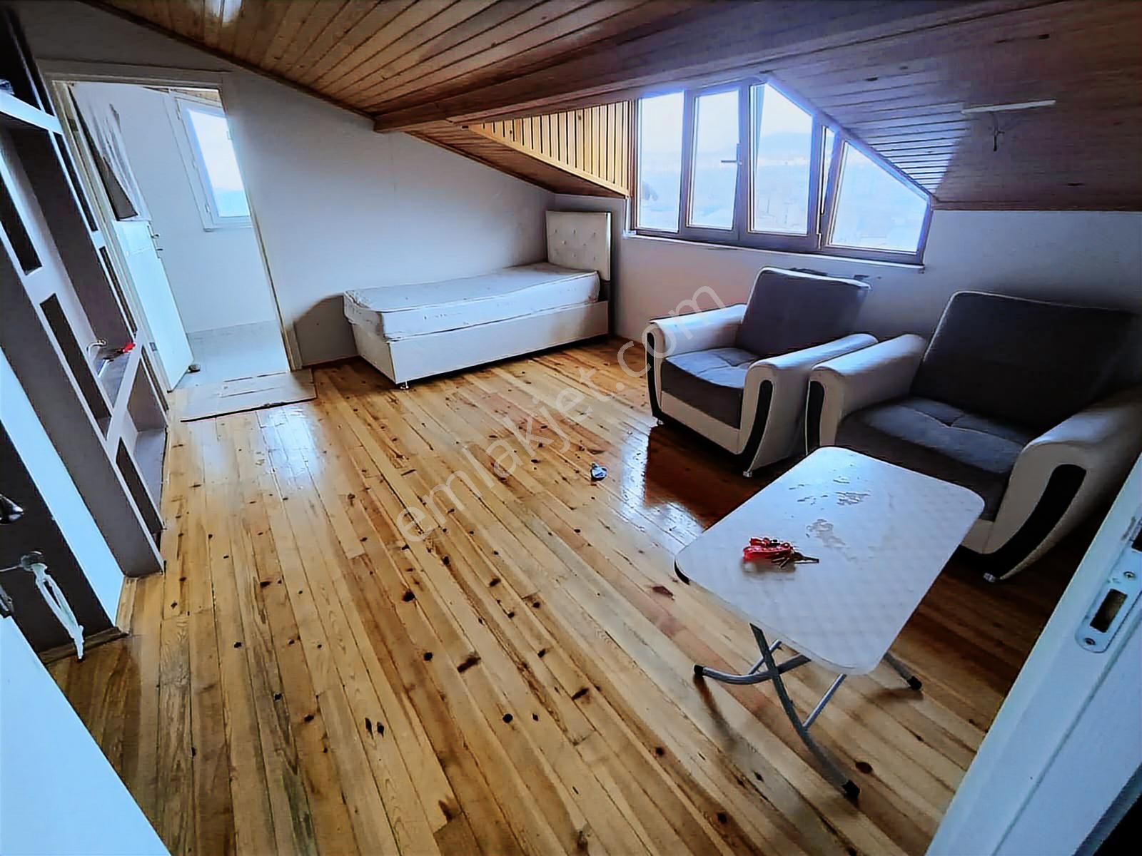 Kiralık Eşyalı Daire Pendik Esenyalı - Görsel 3