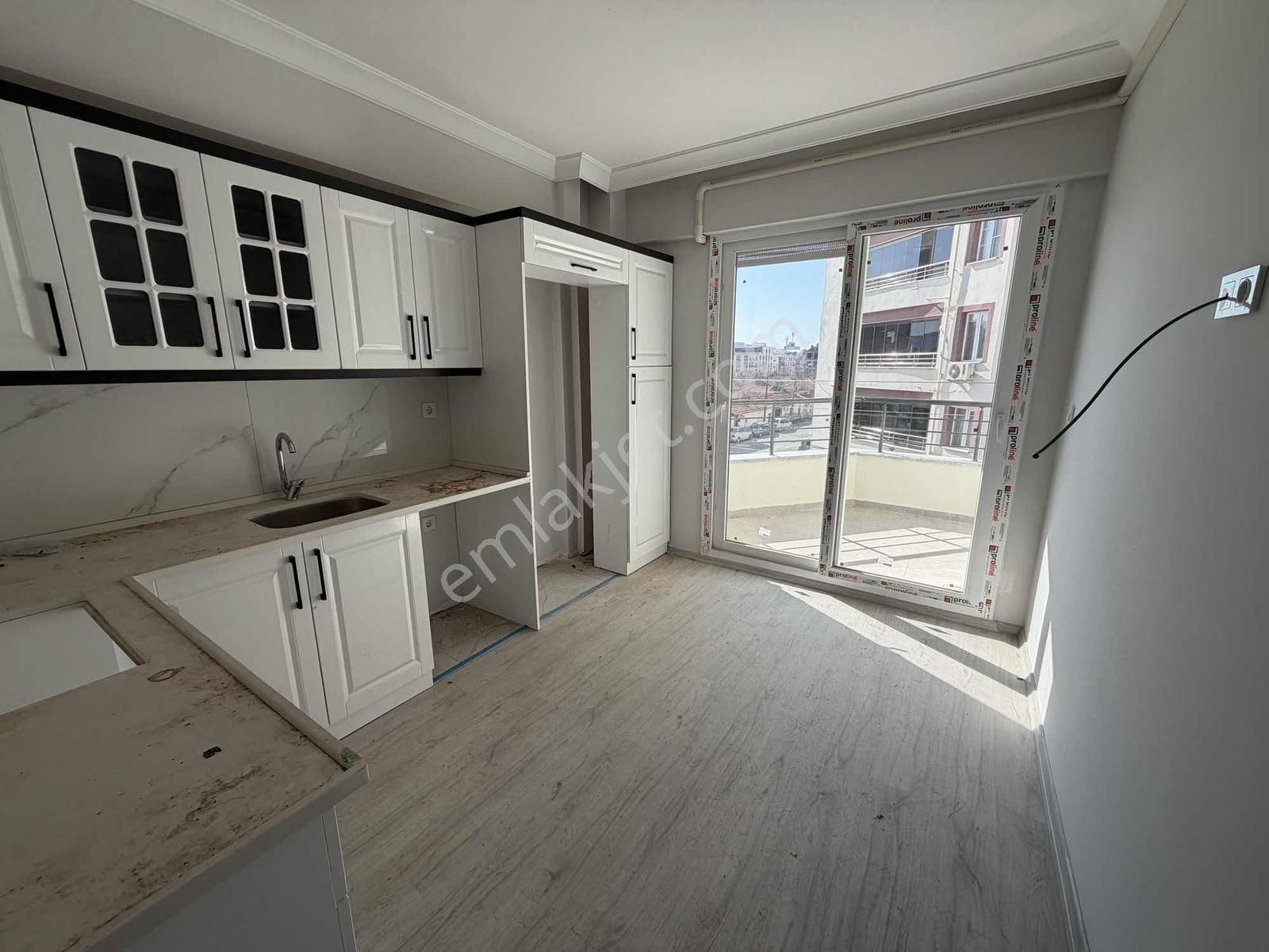 Karakaş'tan Atatürk Mah 2+1 - Görsel 18