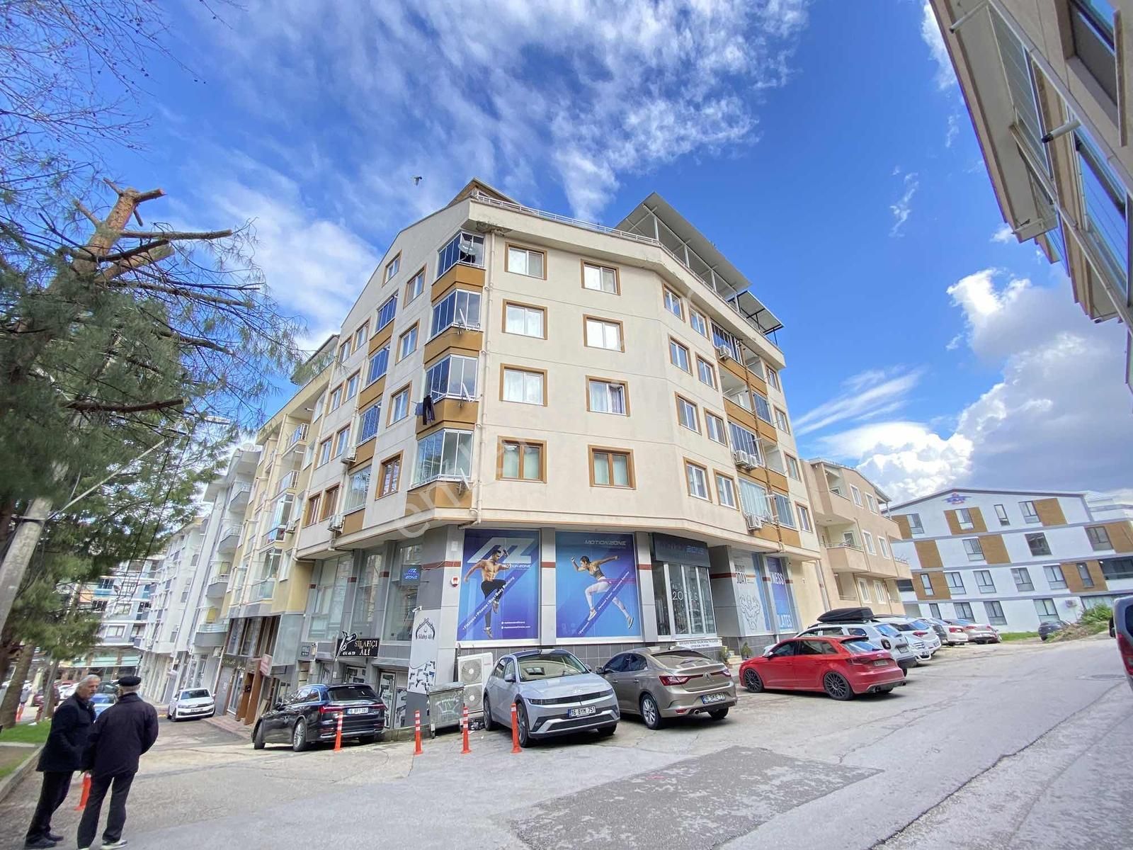 Metroya Yakın Yıldırım Cd 5+1 Teraslı Kiralık Dubleks Daire