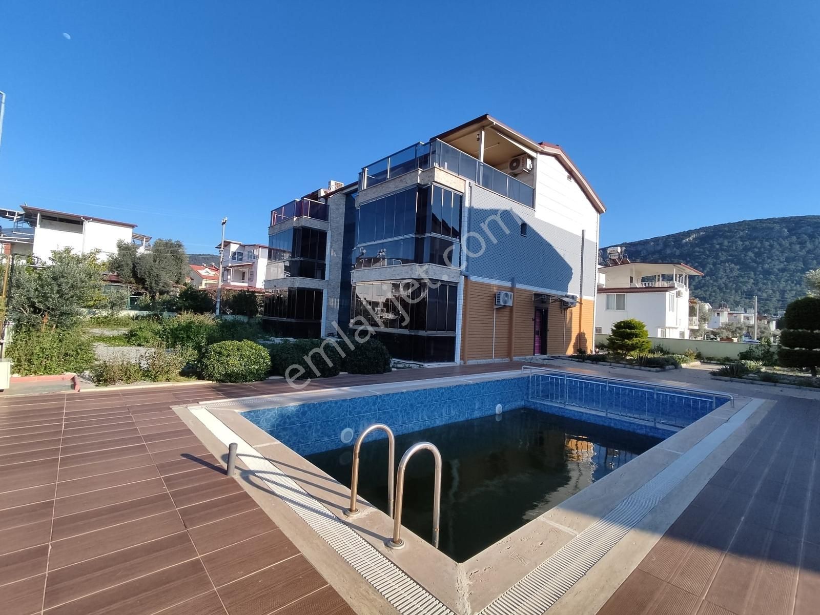 Akbük Merkezde Satılık 2+1 Dubleks Yazlık - Görsel 9