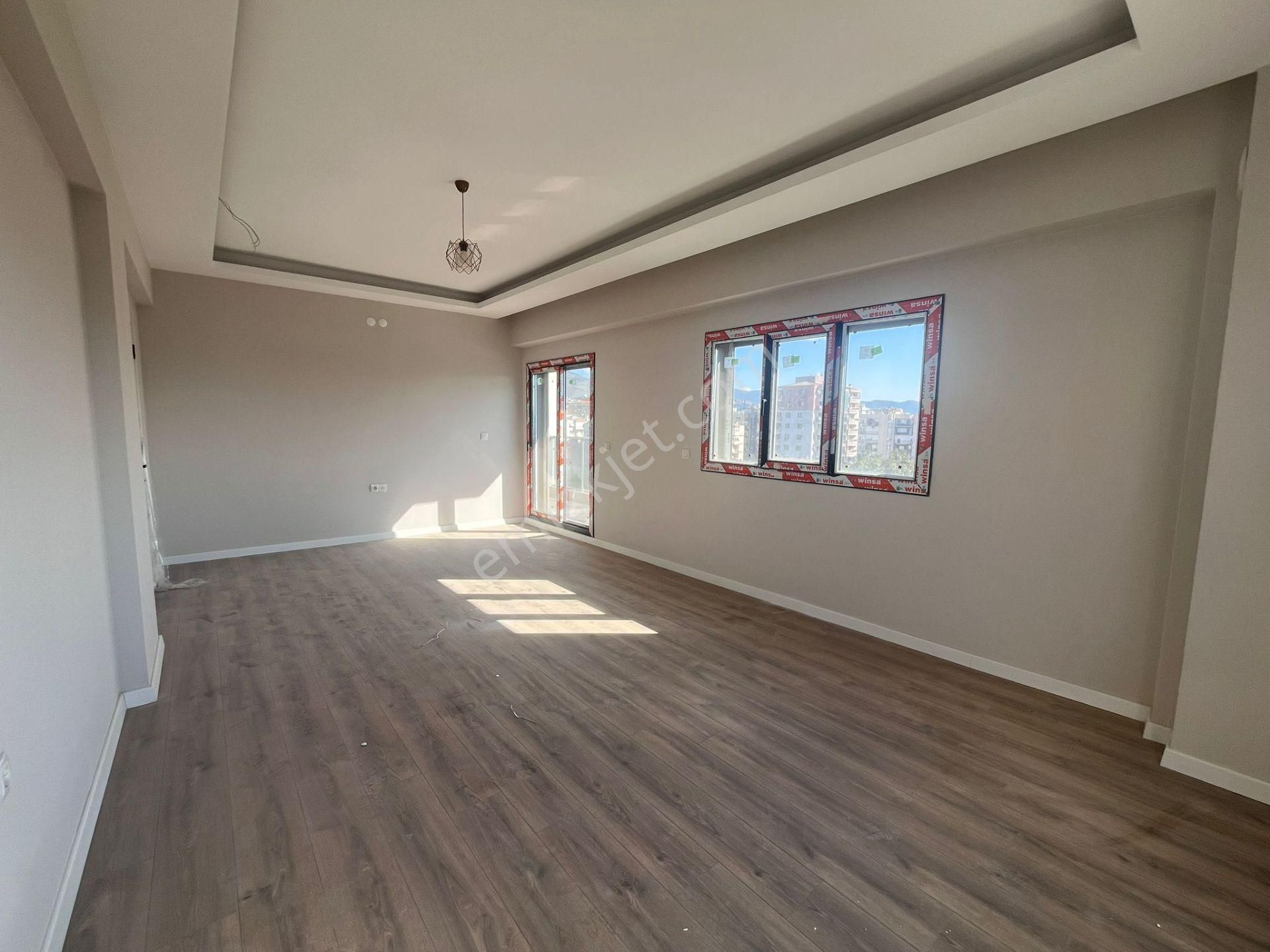 Çiğli Ataşehir 'de Havuzlu Sitede 2+1 Kiralık Daire - Görsel 23