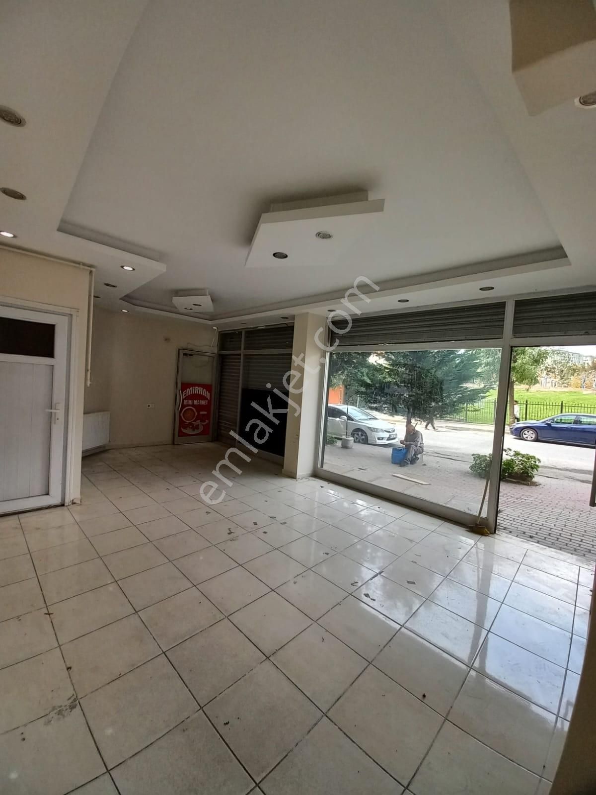 Loft Tan Söğütlüçeşme Mah Wcli 55m2 Herişe Uygun Kiralık Dükkan - Görsel 2