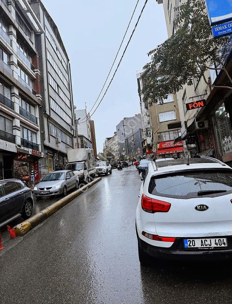 Uygun Emlaktançağlayan Caddeüstünde Kiralık 330m2 Komple Camlı - Görsel 8