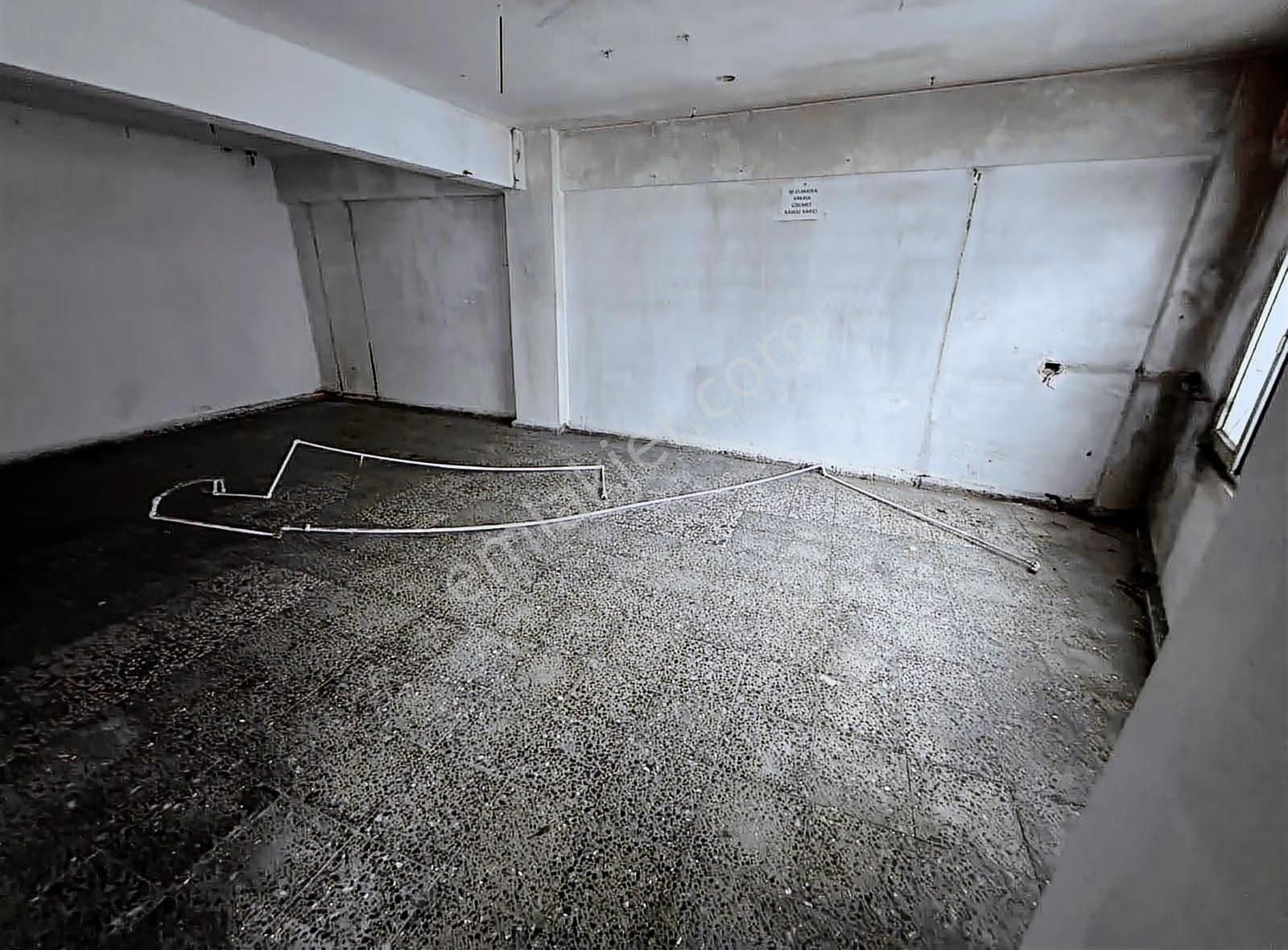Uygun Emlaktançağlayan Caddeüstünde Kiralık 330m2 Komple Camlı - Görsel 33