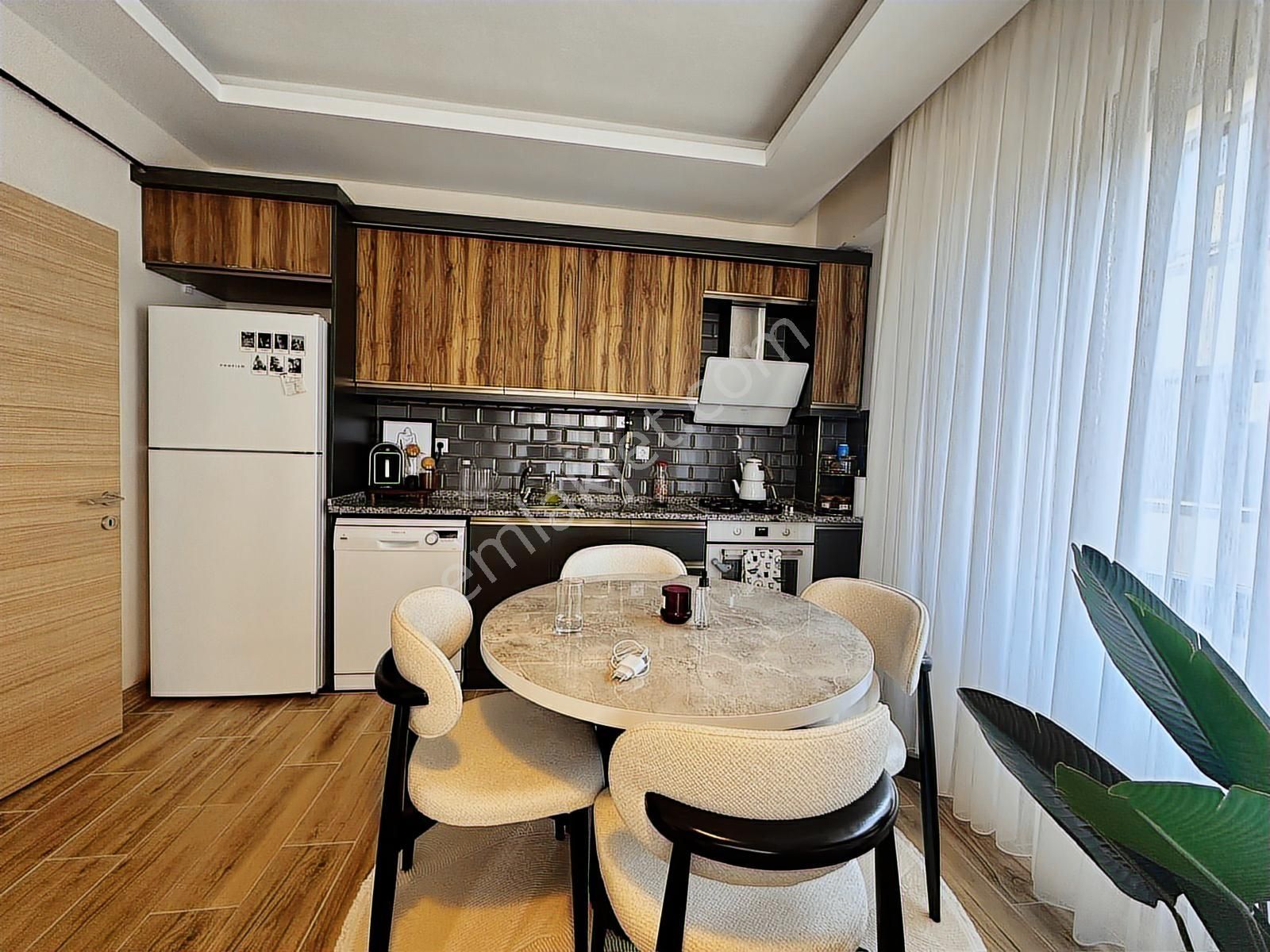 **fırsat**sahile 250m Lüks Site İçi 2+1 Havuzlu Sıfır Daire - Görsel 18