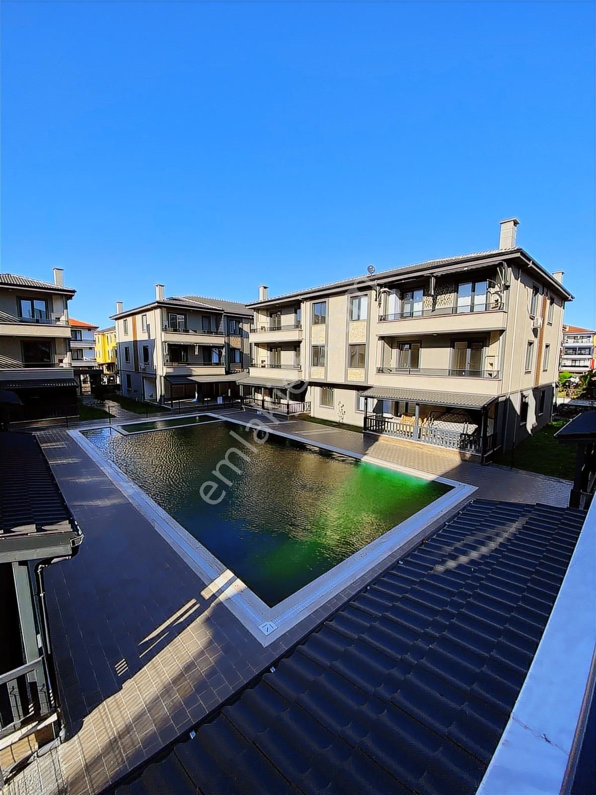 **fırsat**sahile 250m Lüks Site İçi 2+1 Havuzlu Sıfır Daire - Görsel 8