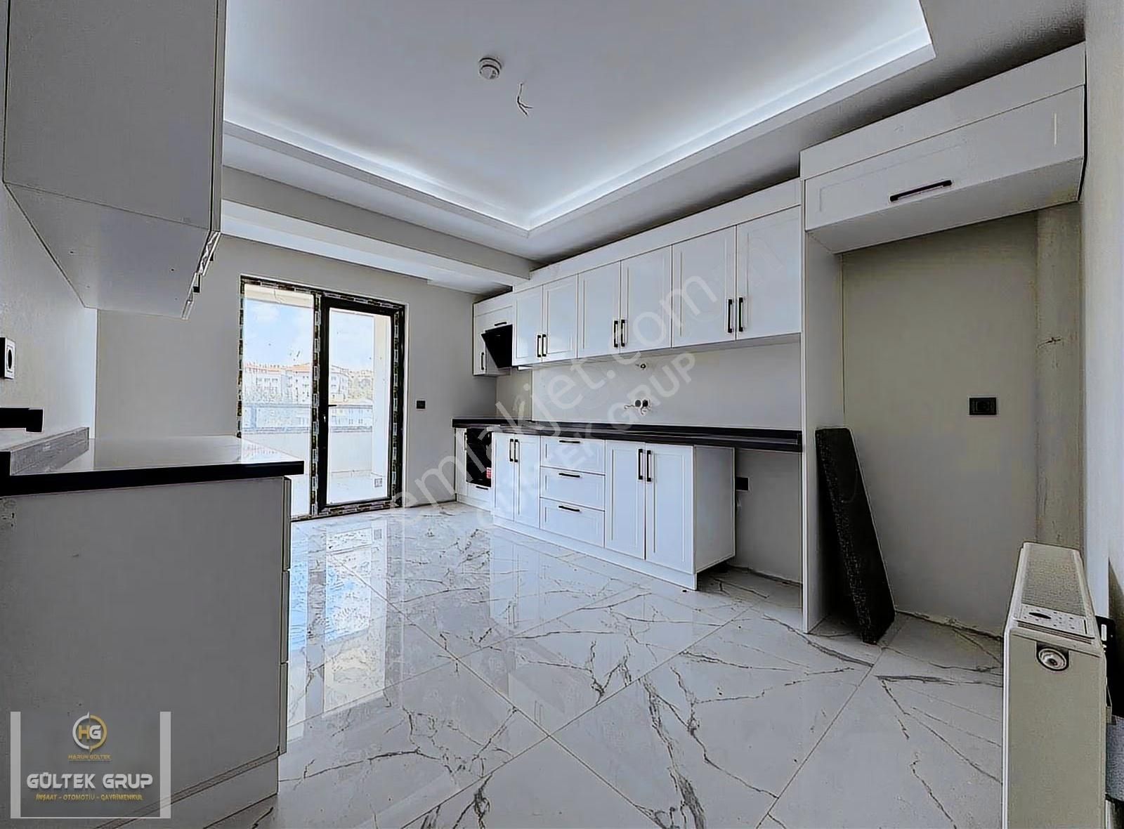 6 Bloklu Yüzme Havuzlu Sitede Manzaralı Güney Doğu Cephe 8.kat - Görsel 24