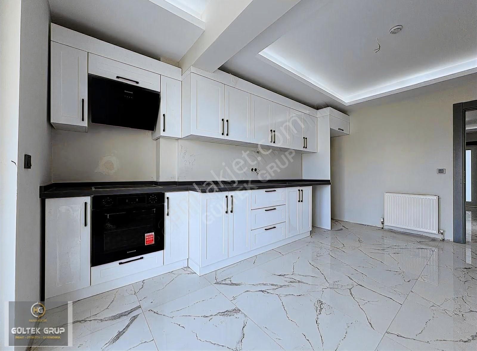 6 Bloklu Yüzme Havuzlu Sitede Manzaralı Güney Doğu Cephe 8.kat - Görsel 22