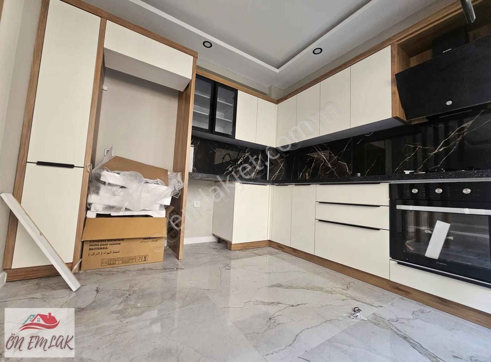 Burhaniye Mahkeme Mahallesi Merkezde Satılık Sıfır 1+1 Daire! - Görsel 15