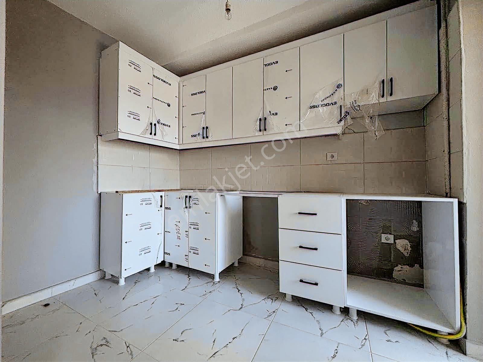 Yuv*** 1.5 Milyon Kredi İmkanı Site İçerisinde Full Yapılı 1+1