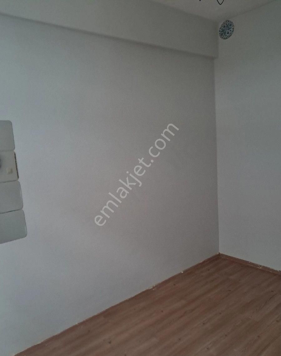 Yenibağlarda Açıköğretim Bürosu Yanında Kiralık Bakımlı Ve Güzel 1+1 Daire - Görsel 2