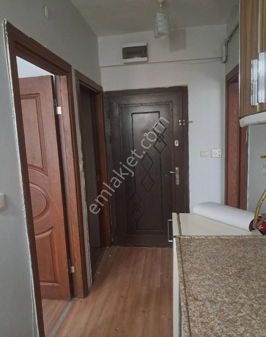 Yenibağlarda Açıköğretim Bürosu Yanında Kiralık Bakımlı Ve Güzel 1+1 Daire - Görsel 21