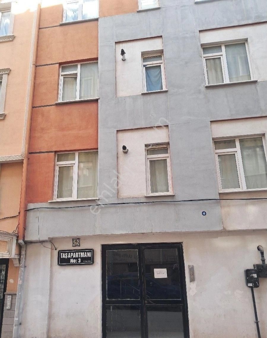 Yenibağlarda Açıköğretim Bürosu Yanında Kiralık Bakımlı Ve Güzel 1+1 Daire