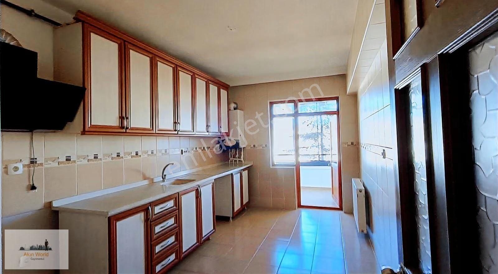 Akın World / Murat Akın'dan Temiz Ara Katta 4+1 Daire - Görsel 14