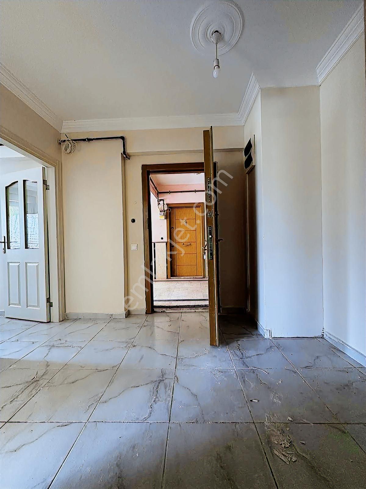 Çerkezköy Veliköy Mah Site İçinde Satılık 2+1 Daire - Görsel 2