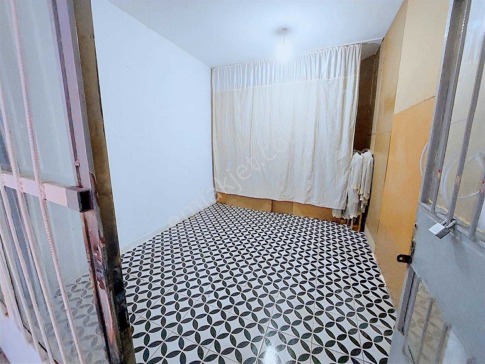 Gültepe'de, Yeni Hastane Arkasında 75 M2 + 65 M2 Dükkan! - Görsel 2