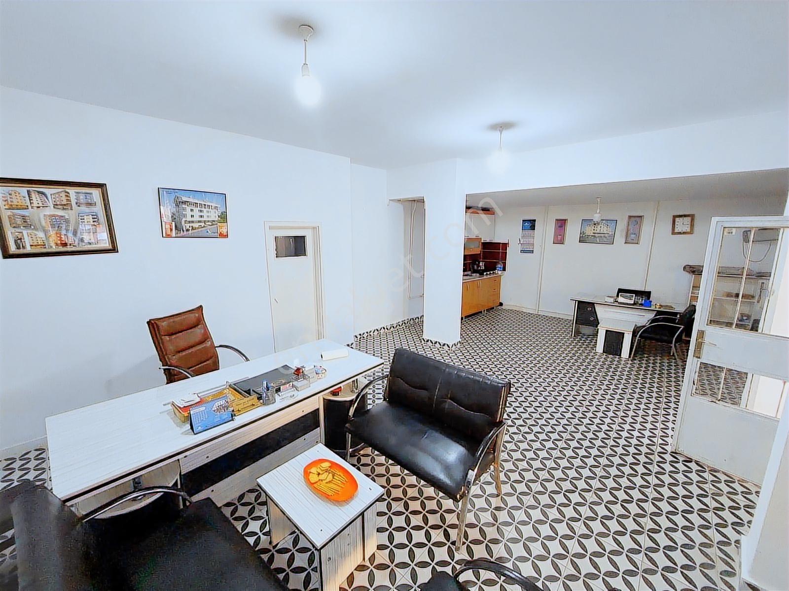 Gültepe'de, Yeni Hastane Arkasında 75 M2 + 65 M2 Dükkan! - Görsel 6