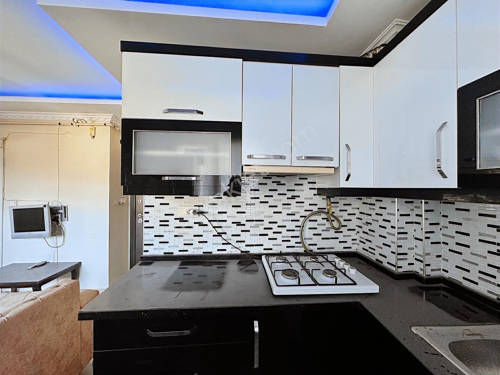 Kuruçeşme Mah. Deü'ye 50 Metre Mesafede 2+1 Eşyalı Kiralık Daire - Görsel 5