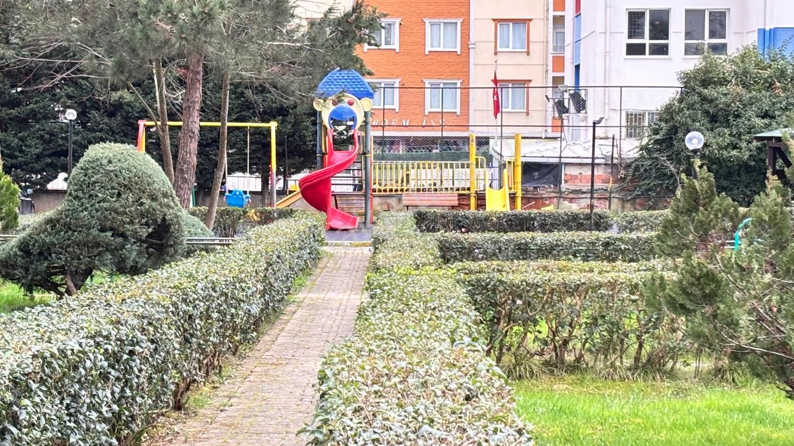 Çekmeköy Hamidiye Mah Öğretmenler Sitesi 3+1 Satılık Daire - Görsel 32