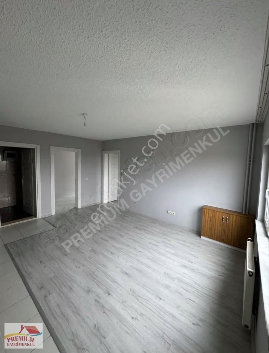 12. Bölge Tadilatlı Temiz Boş Kiralık 2+1 Daire - Görsel 10