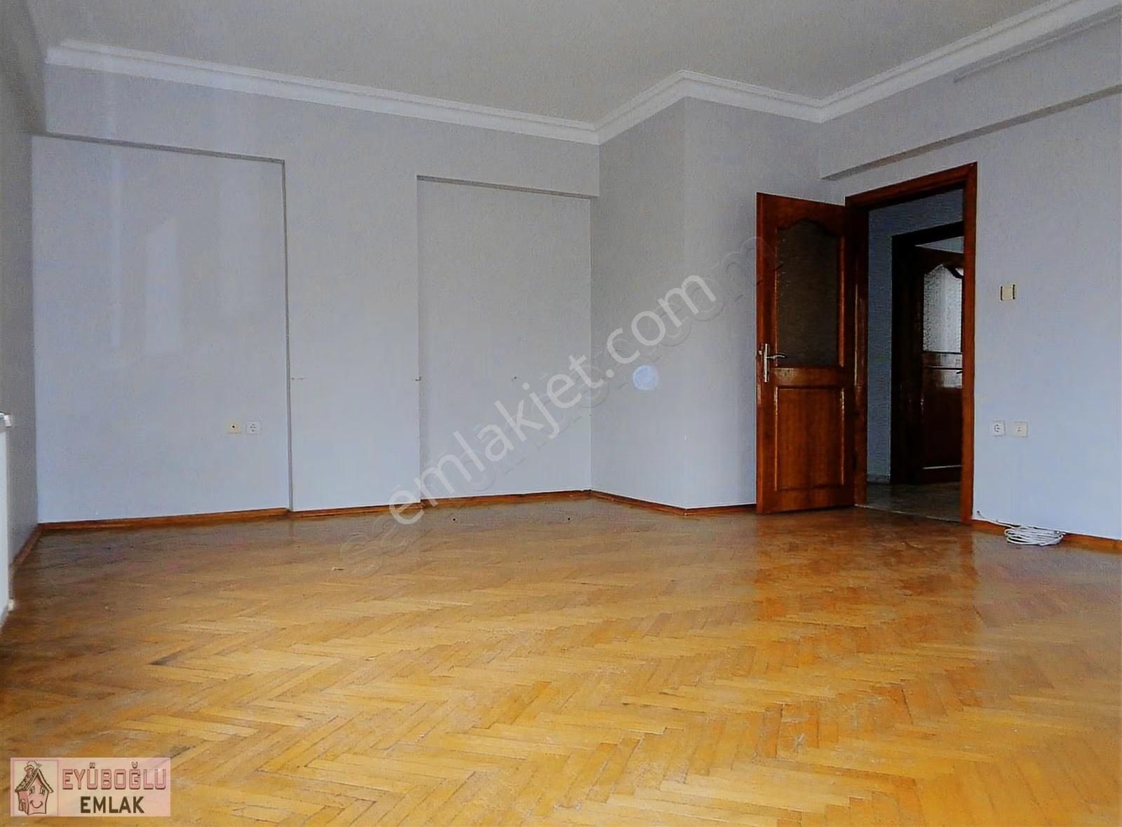 Adatepe'de Caddeye Ve Sahile Yakın3+1 Kom.3.kat Köşe Bina 110 M2 - Görsel 19