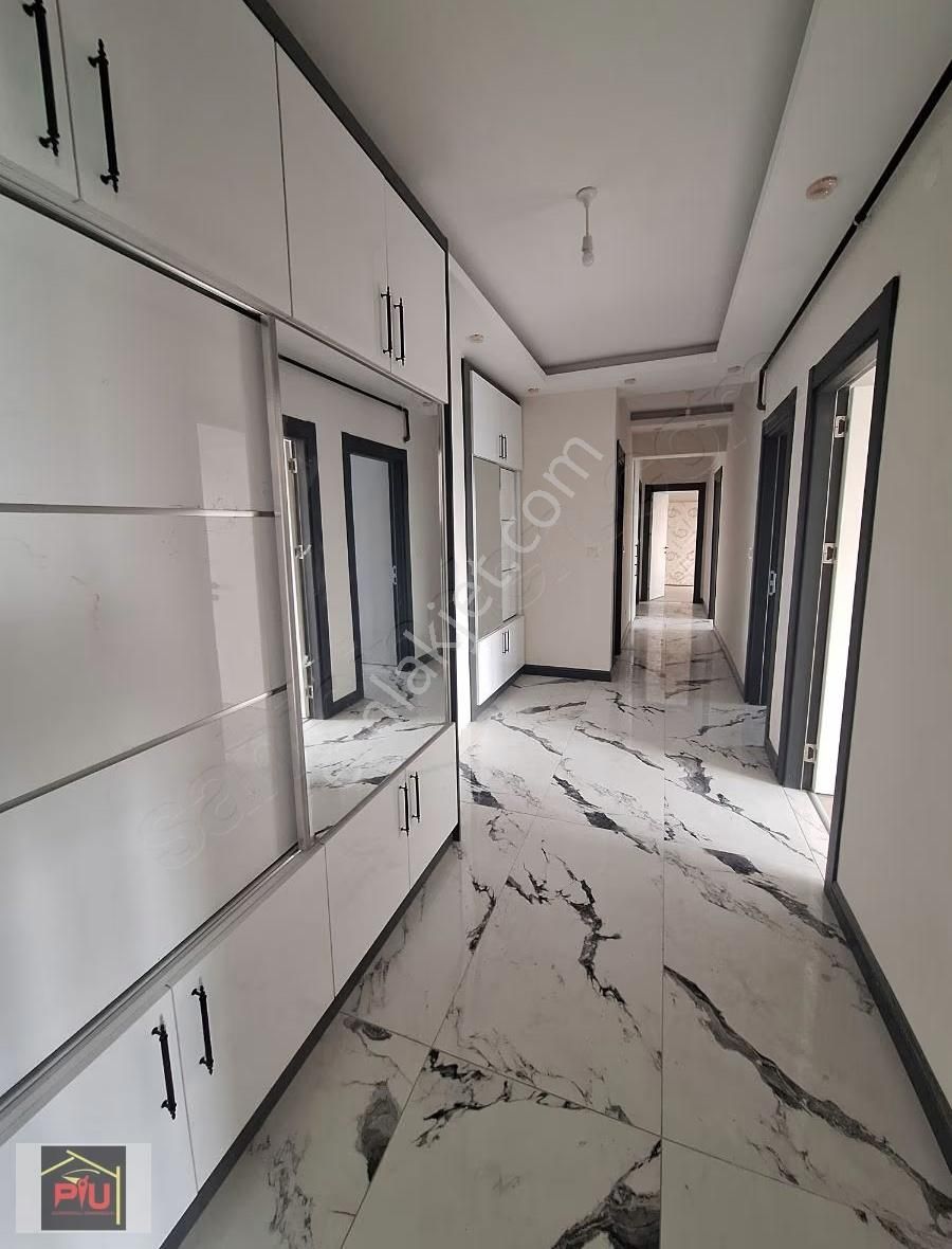 Zümrütte Satılık Lüks Daire - Görsel 30