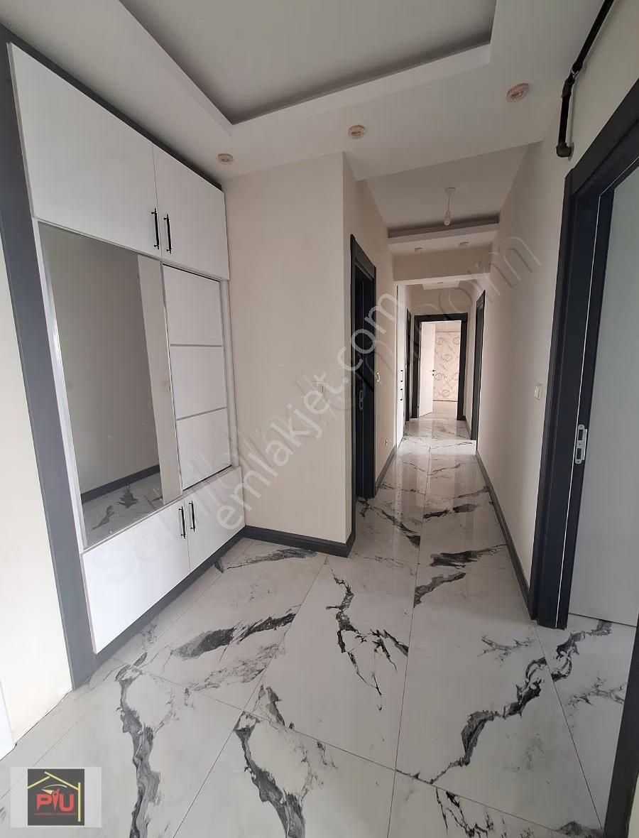 Zümrütte Satılık Lüks Daire - Görsel 26