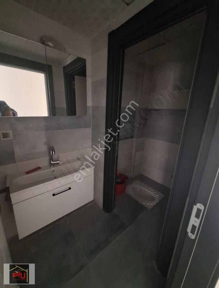 Zümrütte Satılık Lüks Daire - Görsel 32