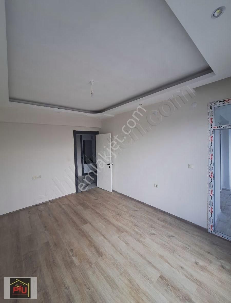 Zümrütte Satılık Lüks Daire - Görsel 28