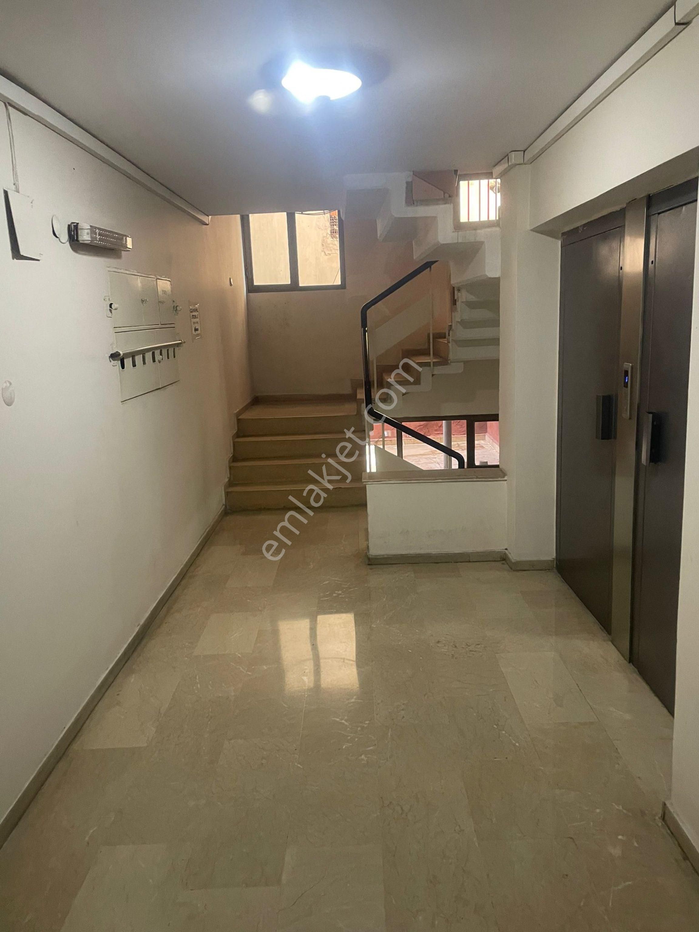 Çankaya Gazi Bulvarı'nda Kiralık Ofis... - Görsel 6