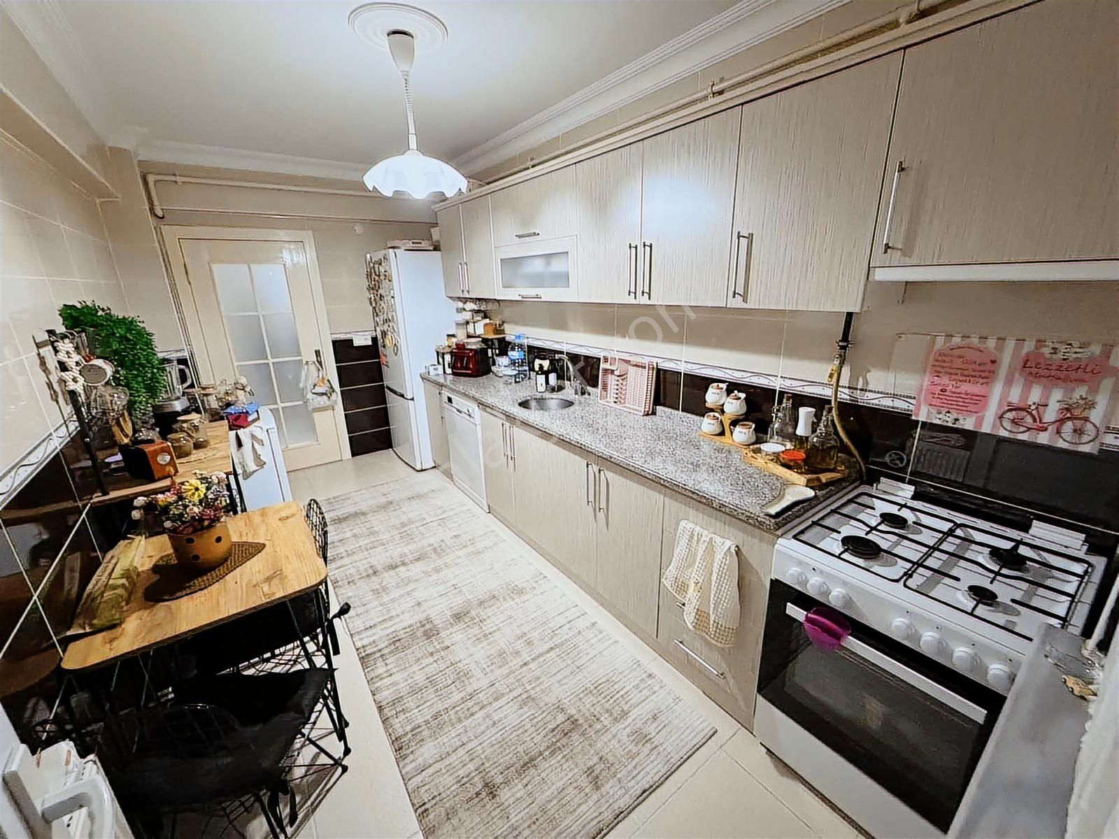 Kapalı Otoparklı Onur Mrkt Üstü Düşük Fatura Geliyor Geniş 2+1 - Görsel 4