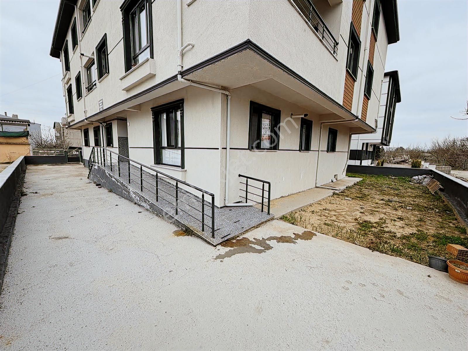 Hatipte Yerden Isıtmalı Ve Petekli K.otoparklı Lüx 2+1 Fırsatı - Görsel 5