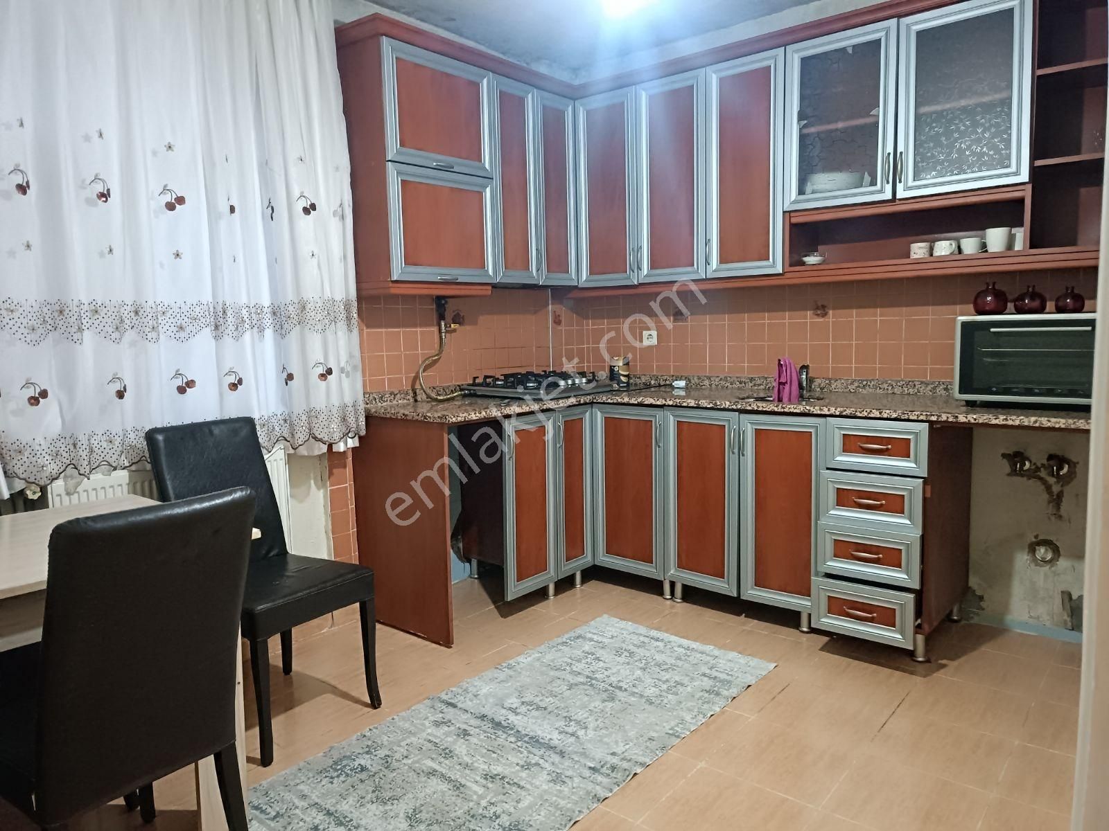 Üsküdar Yavuztürk Mah.3+1 Bahçeli Kiralık Daire