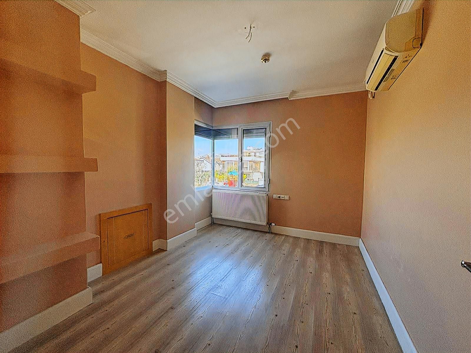Forum Bornova Karşısı Palmiye Sitesinde 4+2 Satılık Villa - Görsel 12