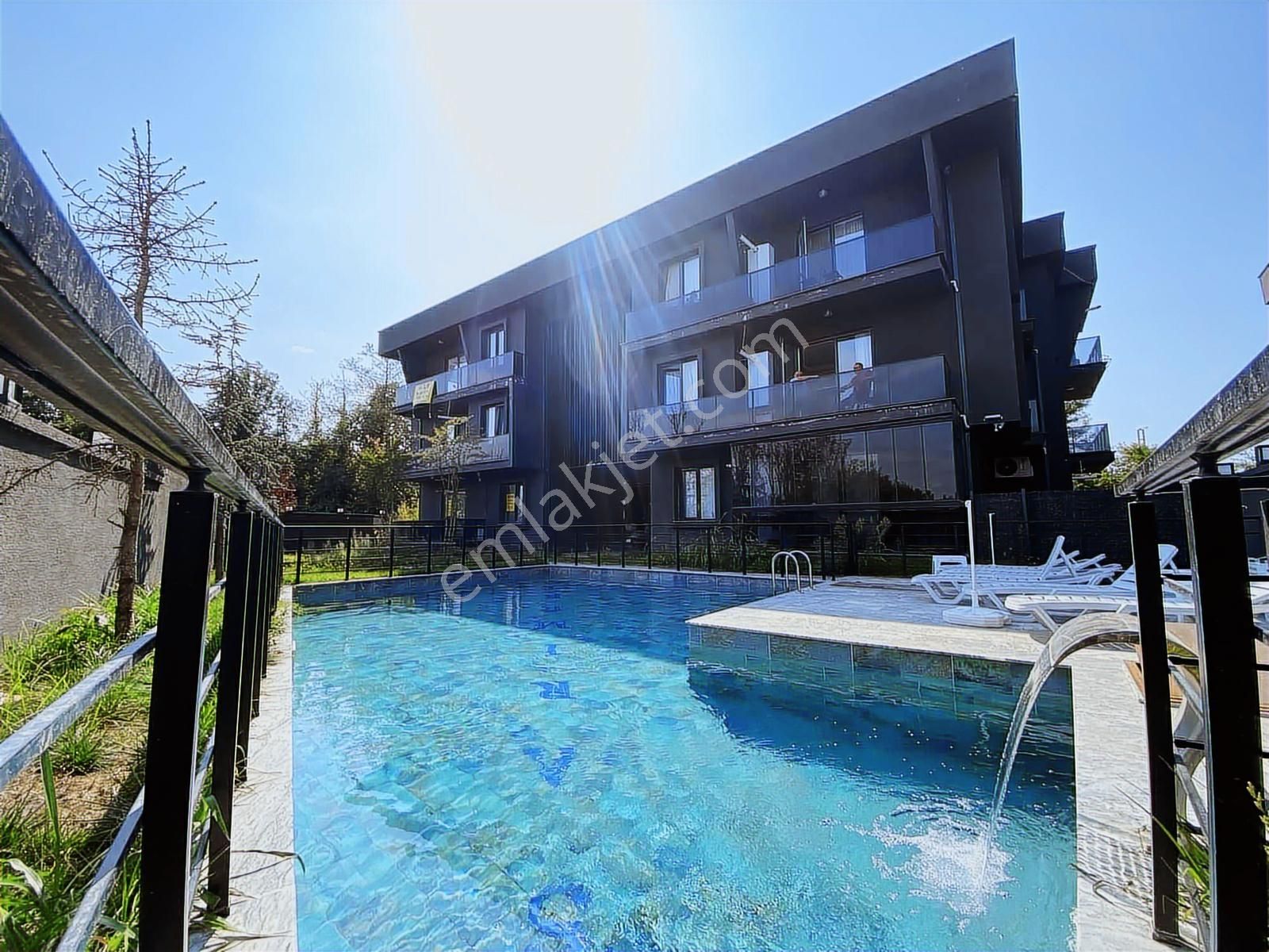 Doğa İle İç İçe Fırsat Satılık 2+1 Havuzlu Lüks Sıfır Daire