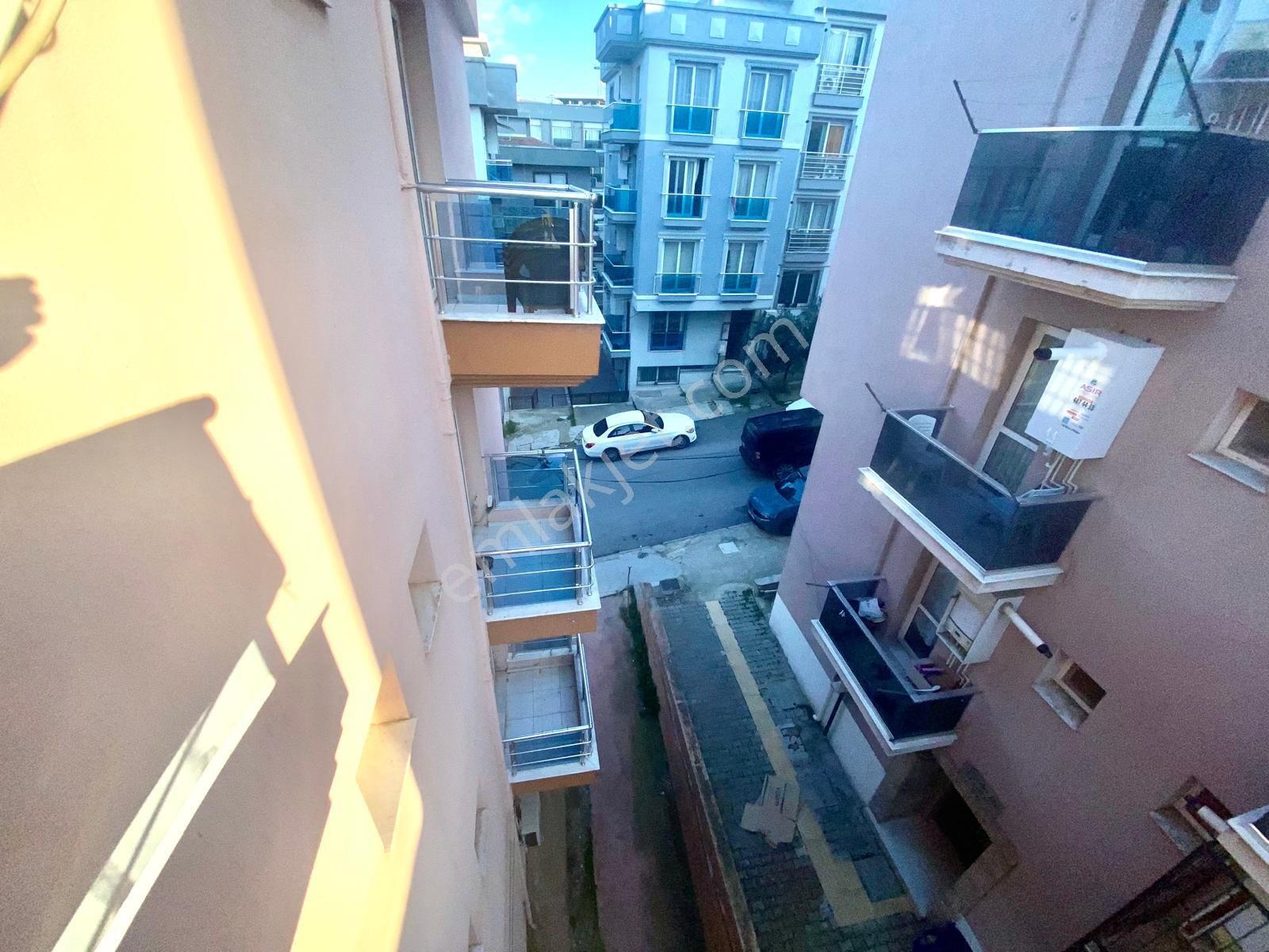 Arga'dan Buca Tınaztepe Kampüs Yakını Eşyalı 1+1 Kiralık Daire - Görsel 13