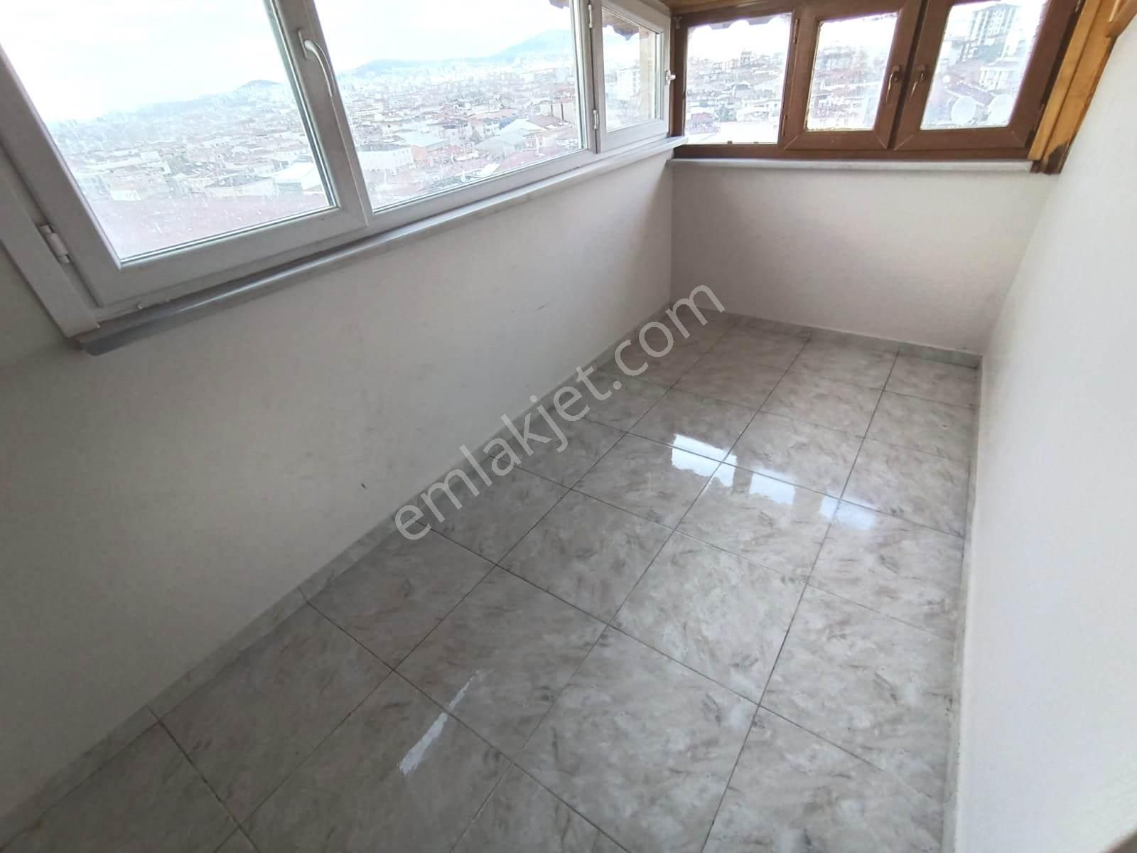 Kiralık Eşyalı Daire Pendik Esenyalı - Görsel 22